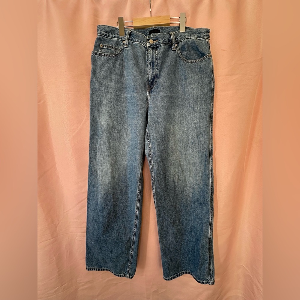 UNIQLO WIDE STRAIGHT JEANS